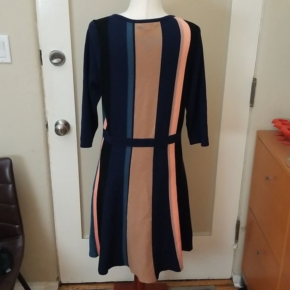 Boden Beatrice Color Block Dress - Picture 7 of 11